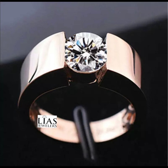 New 18k rose gold men wedding ring